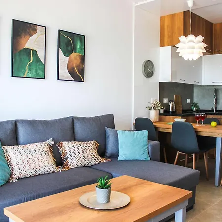 Apartment Riva Bianca