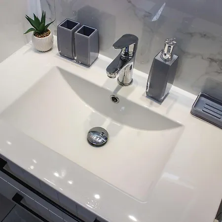 Riva Bianca * Durrës